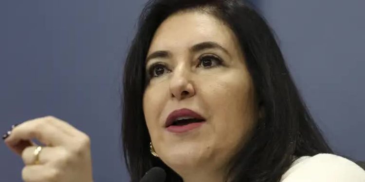 Equipe econômica prepara pacote de corte de gastos para apresentar a Lula após eleições municipais