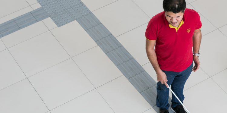 Governo do Ceará propõe jornada especial de trabalho a servidores com cônjuges, filhos ou dependentes com deficiência