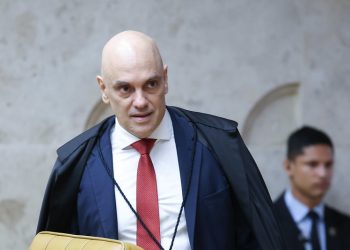 Por 9 votos a 1, STF rejeita recurso de Bolsonaro e mantém Moraes relator de investigações
