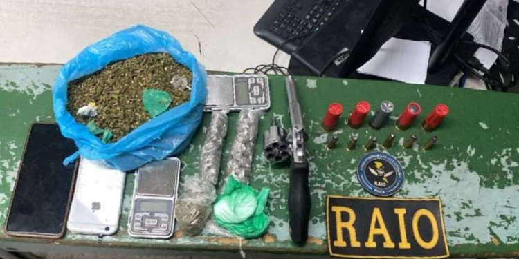 Dois homens são presos com armas e drogas em Missão Velha