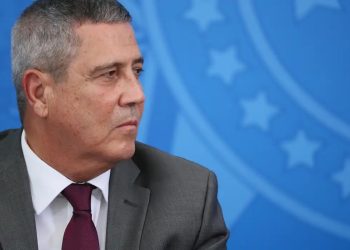 Braga Netto foi preso na sábado deste sábado (14), no Rio de Janeiro (Foto: Isac Nóbrega/PR)