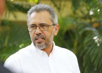 "Um marco para história do Brasil", escreveu Elmano numa rede social (Foto: Carlos Gibaja/Governo do Ceará)