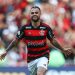 Flamengo vence e tira Inter da briga pelo título brasileiro
