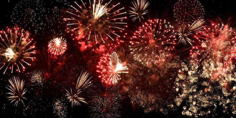 Fogos de artifício na virada: dicas para evitar acidentes e garantir uma celebração segura