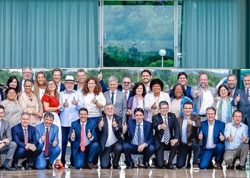 Lula se reúne com ministros no Palácio da Alvorada (Foto: Ricardo Stuckert/PR)