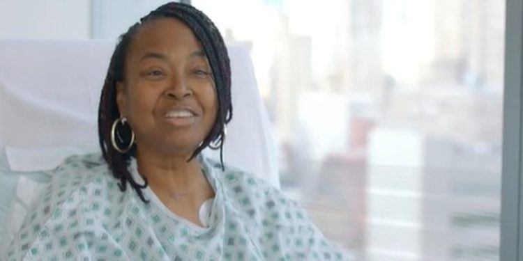 Paciente nos EUA se torna a única pessoa viva no mundo com um rim transplantado de um porco