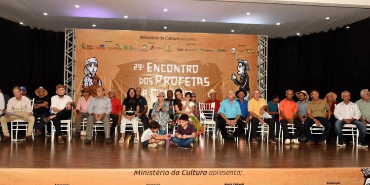 Profetas da chuva preveem bom inverno para o Ceará em 2025, mas com início tardio