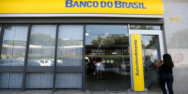 Banco do Brasil devolverá R$ 20,6 milhões a clientes por cobranças indevidas; saiba quem tem direito