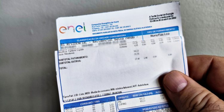 Tarifa Social de Energia concedeu R$ 6,4 bilhões em descontos em 2024; veja quem pode solicitar