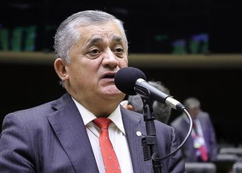 O nome de Guimarães se soma a uma lista crescente de pré-candidatos ao Senado dentro da base governista (Foto: Mário Agra/PT)