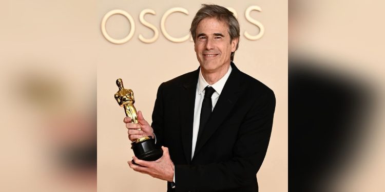 Oscar de Melhor Filme Internacional vai para o Brasil, mas estatueta não fica com o diretor