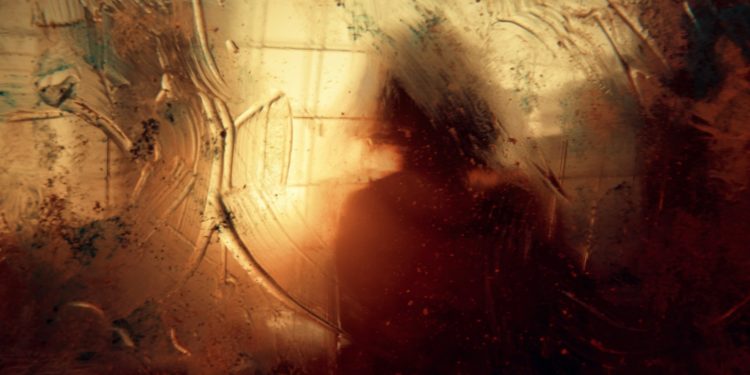 O capitalismo distancia nossos abraços – Por Alexandre Lucas