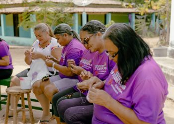 Projeto Eco Costuras promove intercâmbio com grupo de artesãs da Chapada do Baixio, no Crato