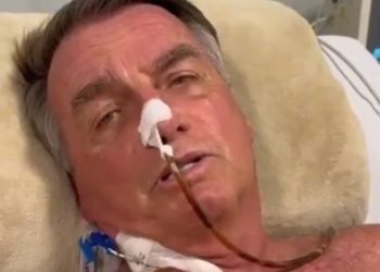 Bolsonaro divulgou vídeo neste sábado em que fala sobre seu estado de saúde (Foto: Reprodução/X)