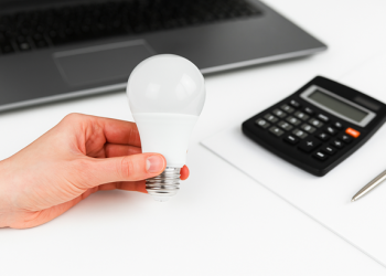 Pequenas mudanças no dia a dia podem resultar em grande economia de energia (Foto: Samuel Pinheiro/Revista Cariri)