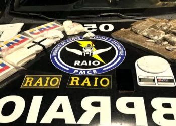 Davy Sousa Santos, de 25, e João Batista da Silva, de 52 anos, vão responder procedimentos por crimes de tráfico de drogas e associação para o tráfico (Foto: Divulgação/PMCE)