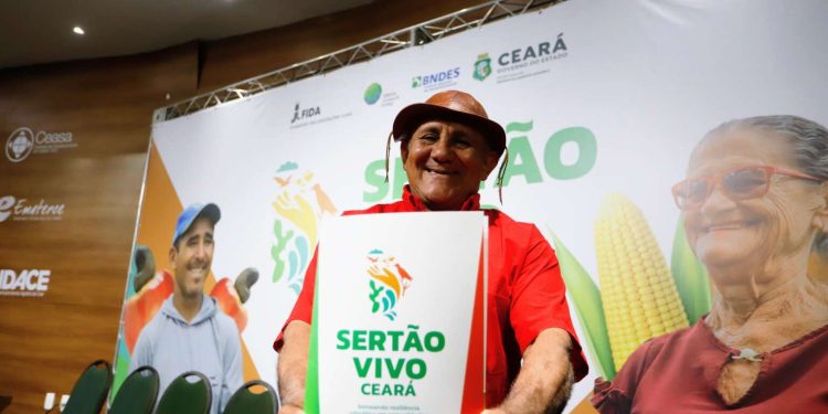 Projeto Sertão Vivo vai beneficiar 63 mil famílias no Ceará com R$ 251 milhões