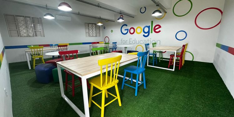 Com o objetivo de fortalecer a transformação digital nas escolas, Crato e Juazeiro do Norte vão ganhar duas Salas Google