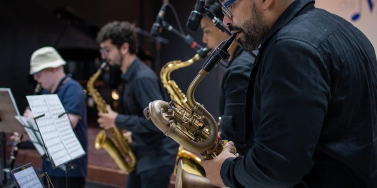 Vila da Música abre 30 bolsas remuneradas para músicos no Crato