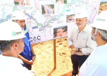 Cinturão das Águas do Ceará deve beneficiar 800 mil pessoas até 2026, diz Elmano