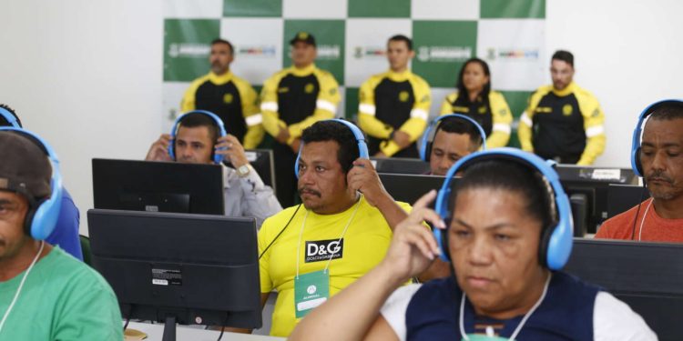 ABCDetran: programa vai alfabetizar e habilitar gratuitamente pessoas não alfabetizadas no Ceará