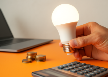 Nova Tarifa Social de Energia garante gratuidade para cerca de 1,5 milhão de famílias cearenses