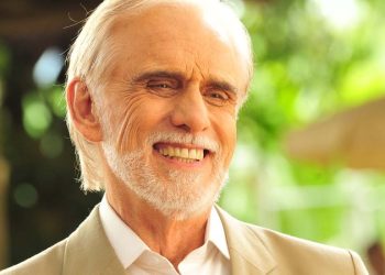 Morre Francisco Cuoco, ícone da televisão brasileira, aos 91 anos