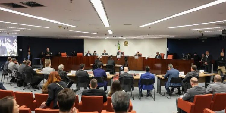 STF encerra primeiro dia de interrogatório dos réus da trama golpista; veja como foi