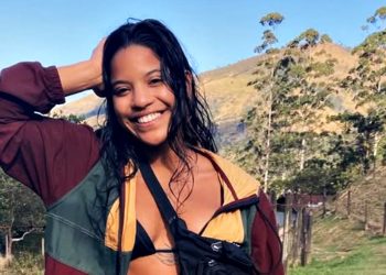 Após 15 horas de operação, corpo de Juliana Marins é resgatado de penhasco na Indonésia