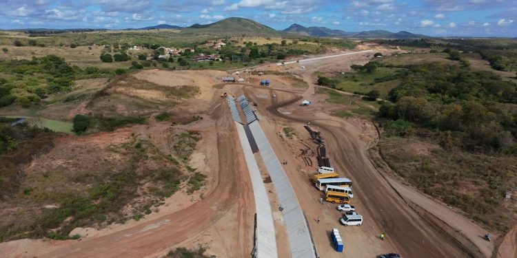Ramal do Salgado deve beneficiar mais de 5 milhões de cearenses com segurança hídrica até 2027