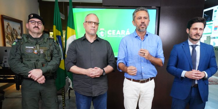 Viaturas das polícias Militar e Civil terão blindagem, anuncia Elmano