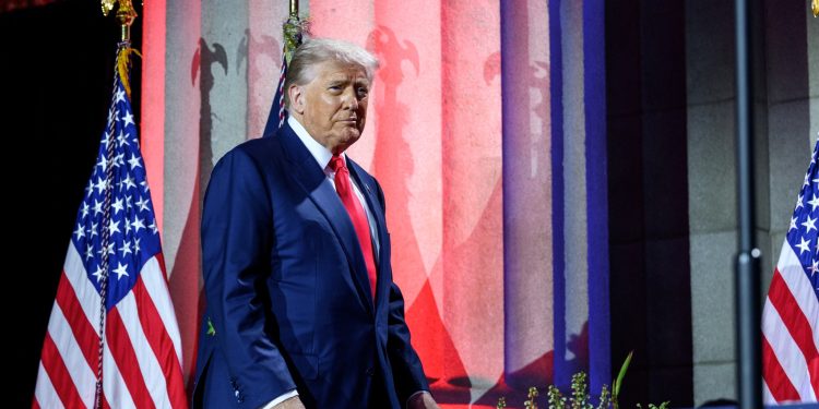 Trump confirma tarifa de 15% sobre exportações a partir de 1º de agosto