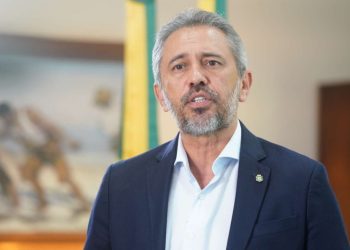 Em pronunciamento, Elmano reage a tarifaço dos EUA e articula ações com Governo Federal e setor produtivo