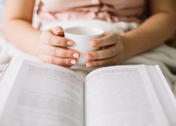 Mãos estendidas – Por Alexandre Lucas