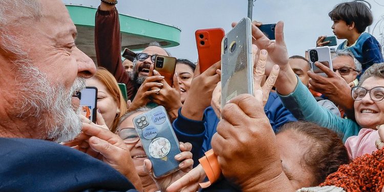 Lula lidera todos os cenários eleitorais para 2026, indica pesquisa AtlasIntel; veja números