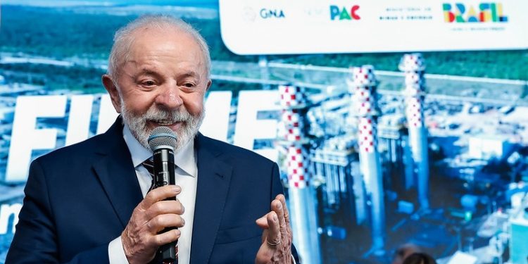 Brasil sai do Mapa da Fome da ONU e Lula comemora: “Hoje eu sou o homem mais feliz do mundo”