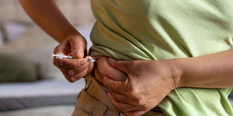 Fiocruz e EMS firmam parceria para produzir canetas emagrecedoras no Brasil