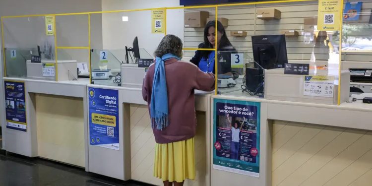 1,64 milhão de aposentados e pensionistas já foram ressarcidos após descontos indevidos no INSS