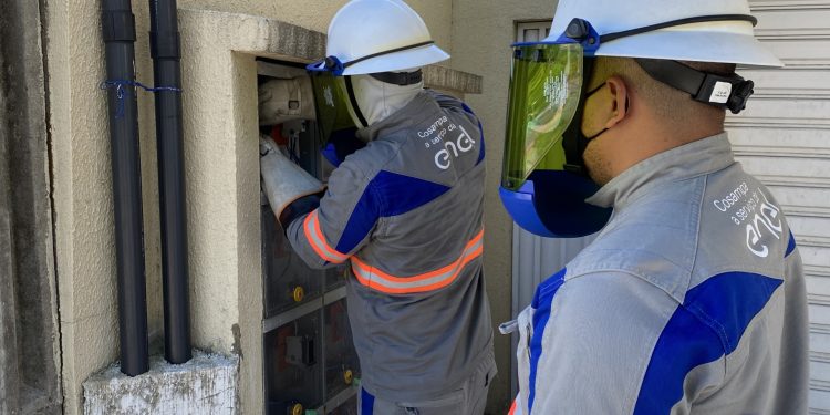 Duas mulheres são presas em Barbalha por furto de energia elétrica durante operação