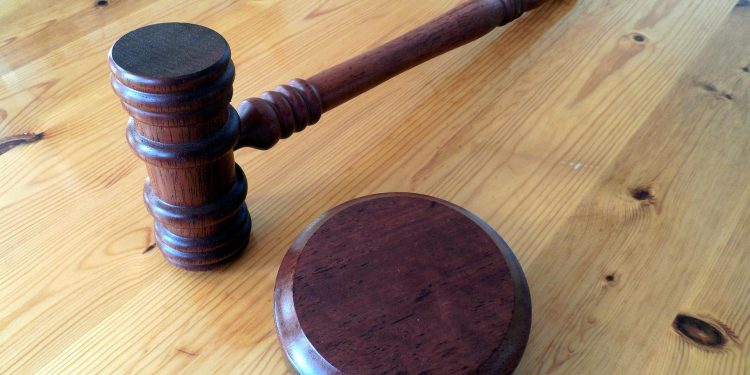 Agricultor é condenado a 23 anos de prisão por matar patrão a golpes de martelo em Assaré