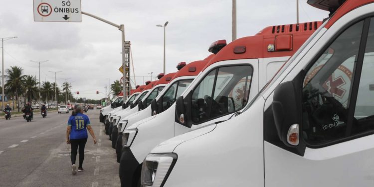 Ceará recebe 25 novas ambulâncias para reforçar atendimento do Samu 192