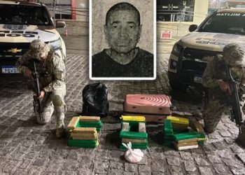 BEPI prende homem com quase 39 kg de drogas em ônibus na BR-116 em Jati