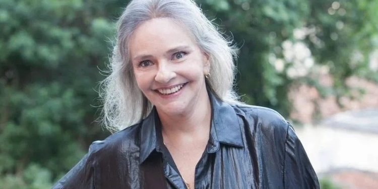 Morre a cantora Angela Ro Ro, um dos grandes nomes da MPB, aos 75 anos