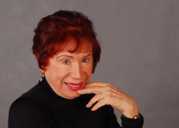 Morre aos 99 anos a atriz e comediante Berta Loran, ícone do humor brasileiro