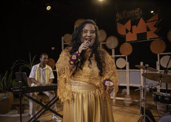 Programa No AR encerra ciclo 2025 com show de Sol Maria no Crato