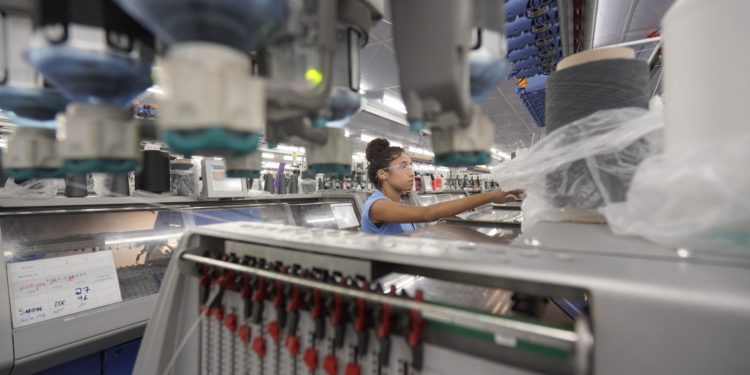 Indústria cearense cresce acima da média nacional e impulsiona PIB estadual