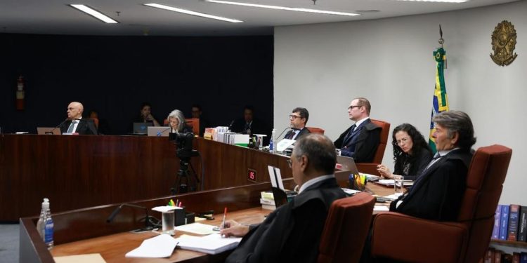 AO VIVO: STF retoma julgamento do “núcleo 1” da trama golpista com sustentações das defesas de Bolsonaro e ex-ministros