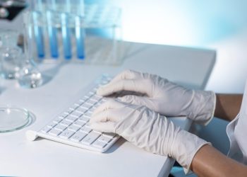 Polilaminina: proteína derivada da placenta reacende esperança em pacientes com lesão na medula