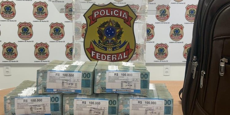 PF apreende R$ 500 mil e prende suspeito em Juazeiro do Norte
