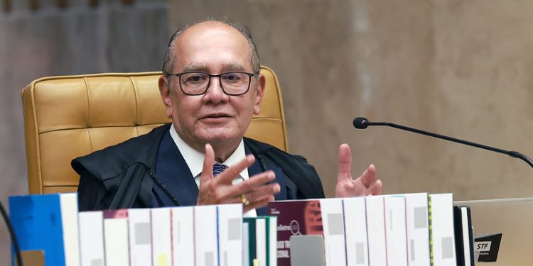 Gilmar Mendes rebate críticas e defende STF em meio a atos pró-Bolsonaro